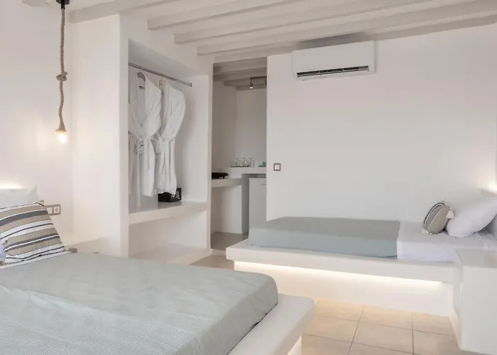 Feel Breeze Mykonos Town